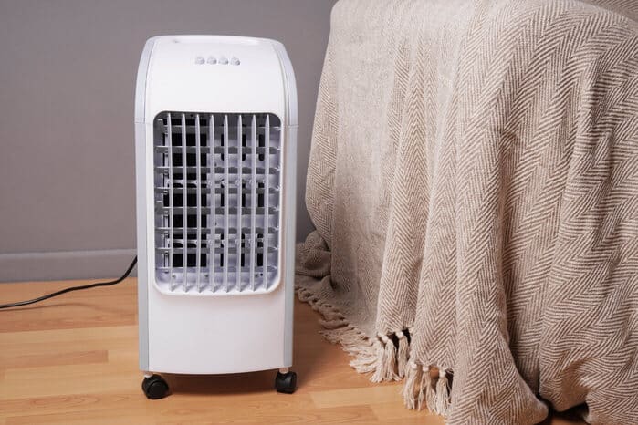 refroidisseur d'air portable et humidificateur dans le salon